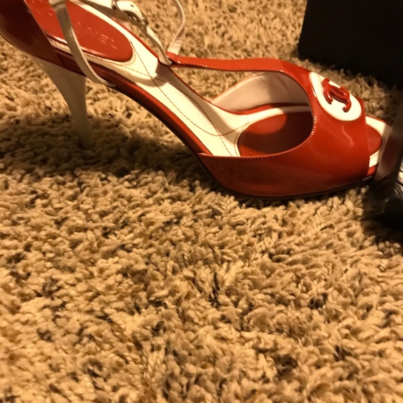 Chanel heels - Picture 2 of 2